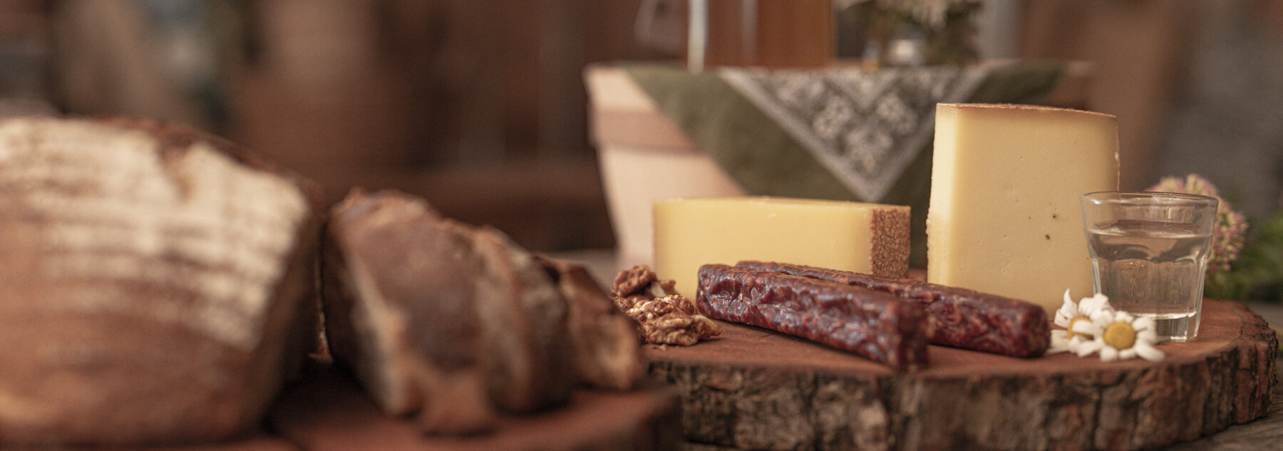 Natuerlich Nidwalden Angebot Hero Brot Kaese Wurst