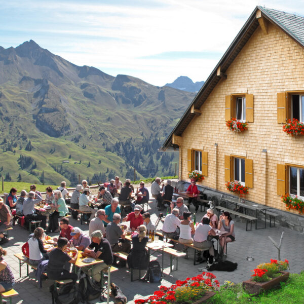 Natuerlich Nidwalden Alpkaeserei Musenalp Alpbeizli