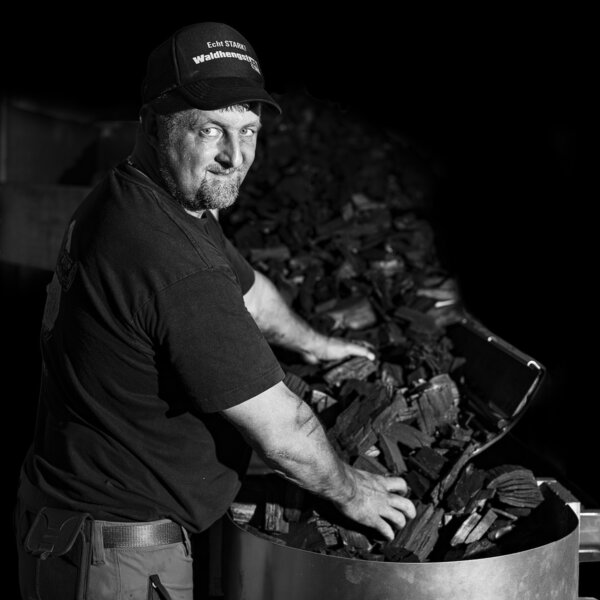 Natuerlich Nidwalden Bergholzkohle Produzent