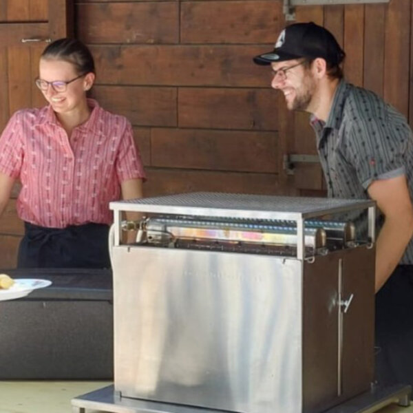Natuerlich Nidwalden Bergkaeserei Obbuergen Raclette Catering