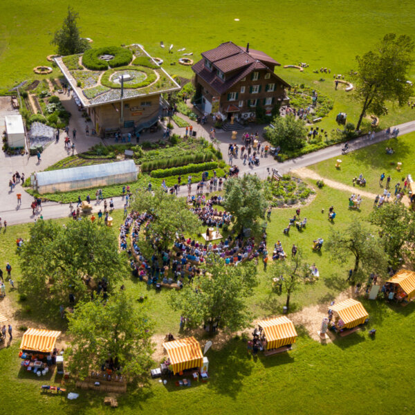 Natuerlich Nidwalden Hof Neufallenbach Kraeuterfestival